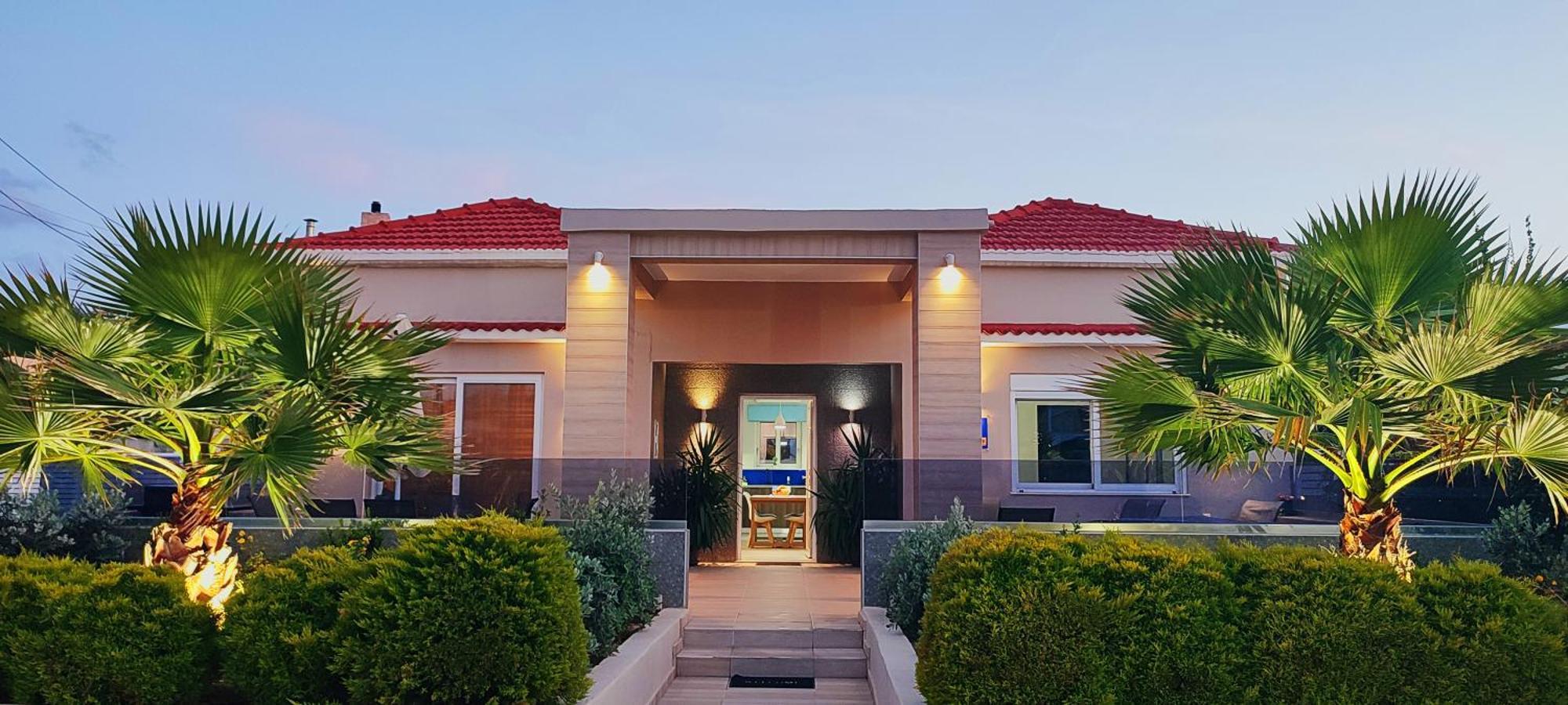 Luxury Villa Eva-Mari With Jacuzzi, 50M From The Beach Stalós Exterior foto